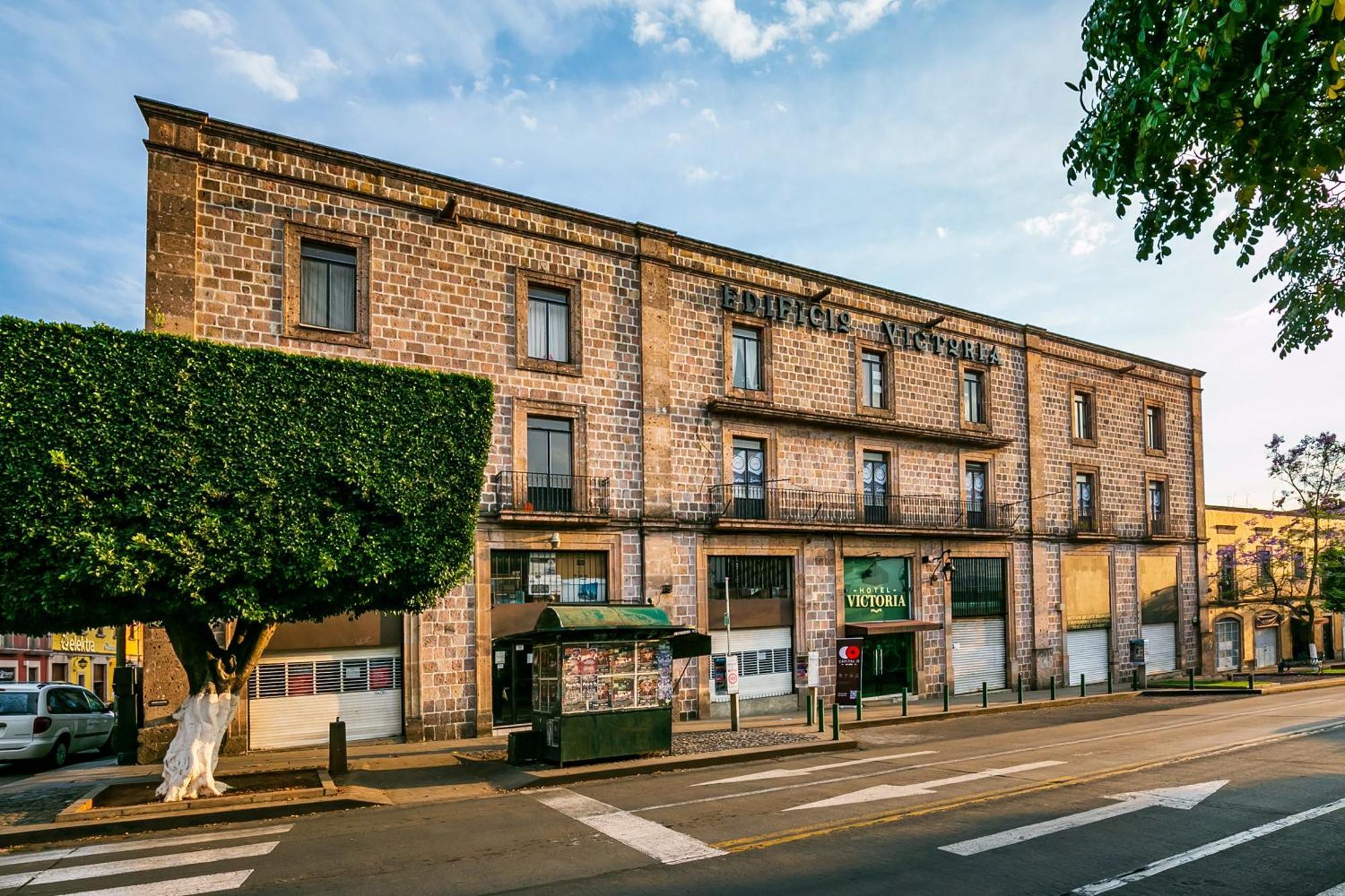Capital O Hotel Victoria Morelia Exterior photo